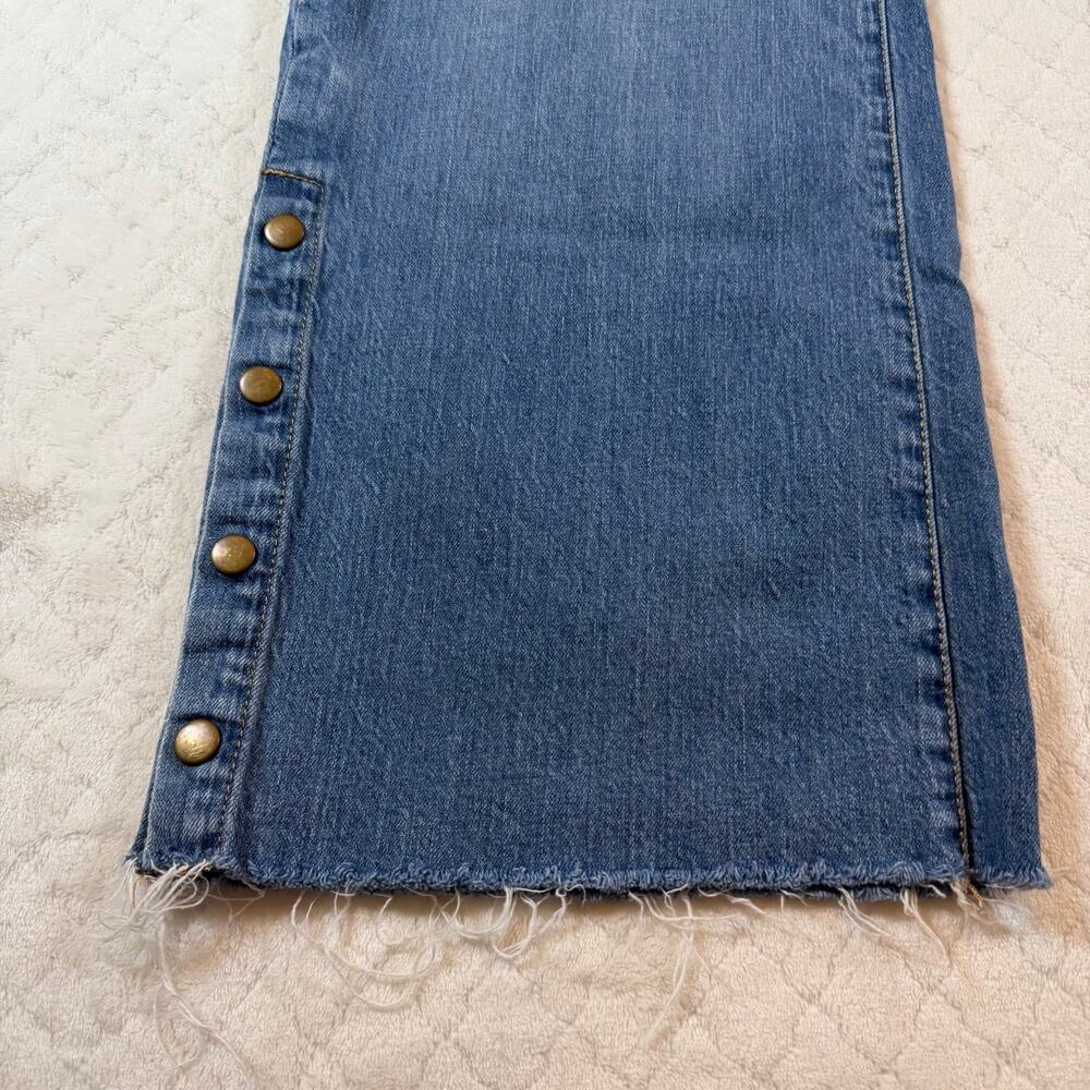 Anthropologie Pilcro Skater Low-Rise Wide-Leg Jeans snap cuffs raw hem size 30 - Picture 12 of 12